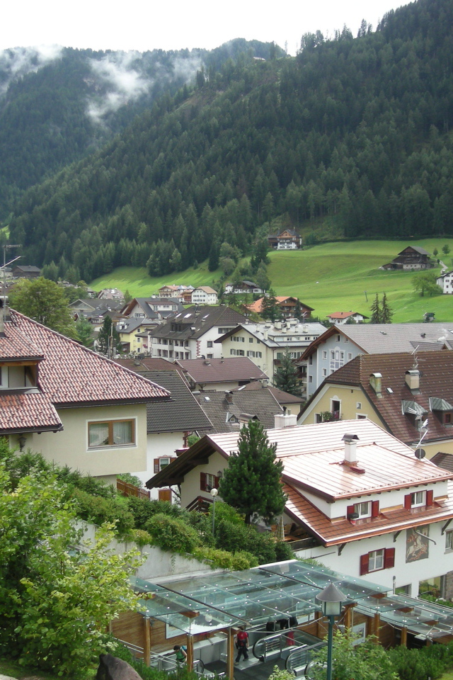 Городские дома на курорте Ортизей, Италия