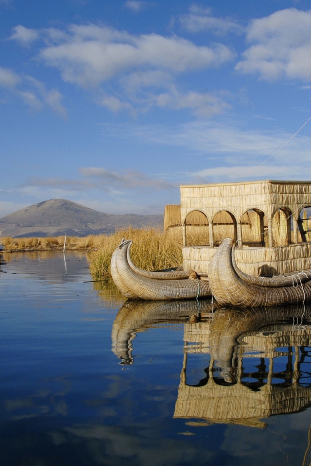 Деревня на воде в Перу