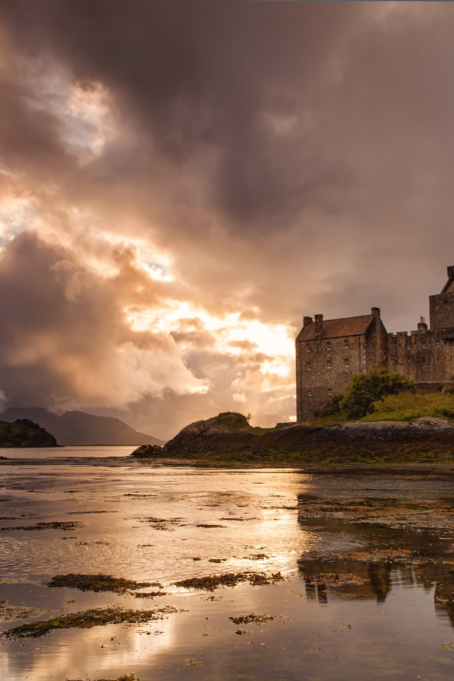 Замок Эйлен-Донан в Шотландии