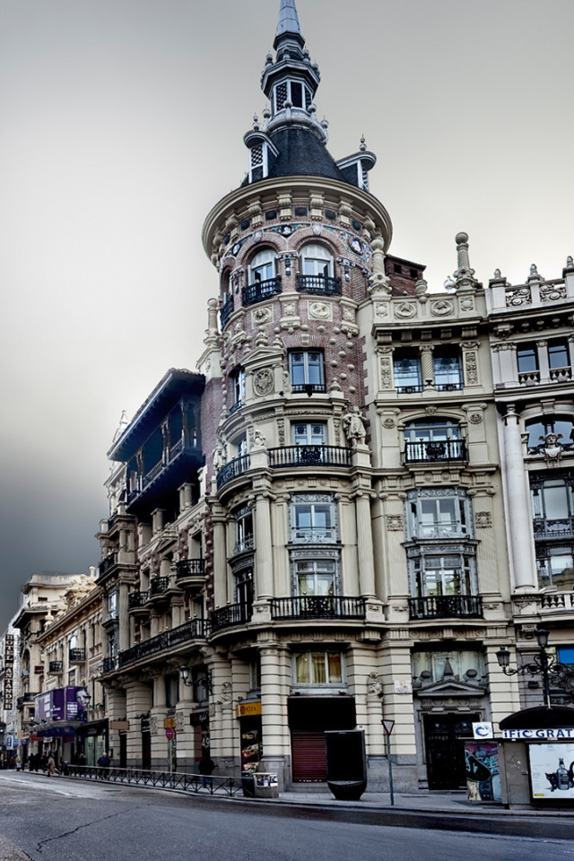 Старинные здания в Мадриде