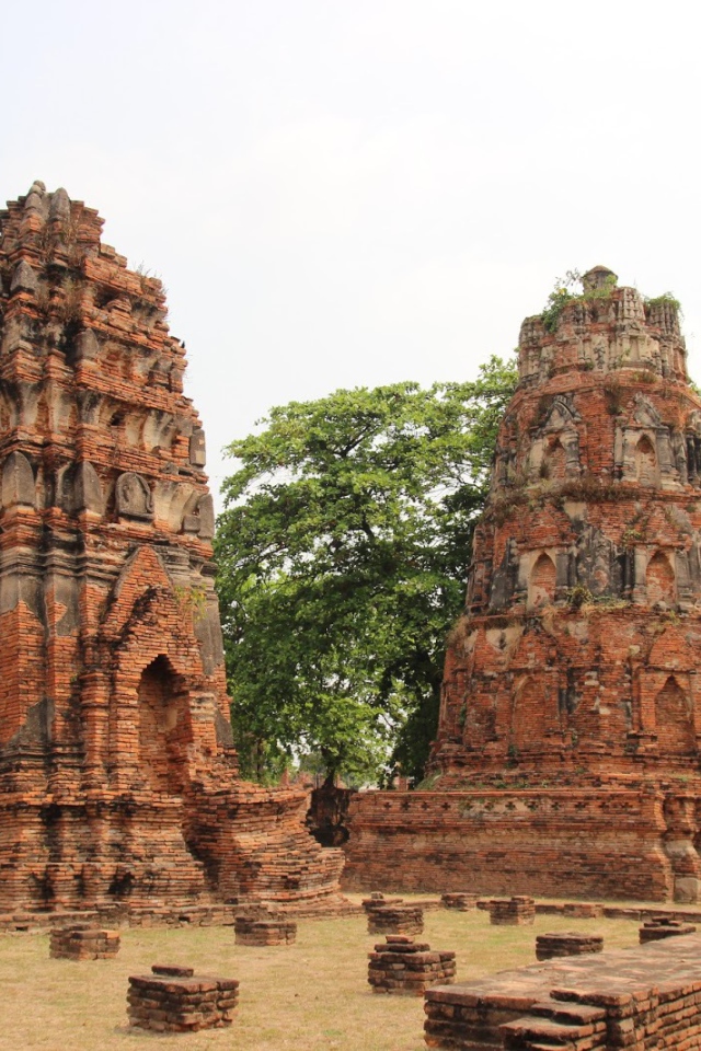 Древний храм на курорте Аютайя, Таиланд