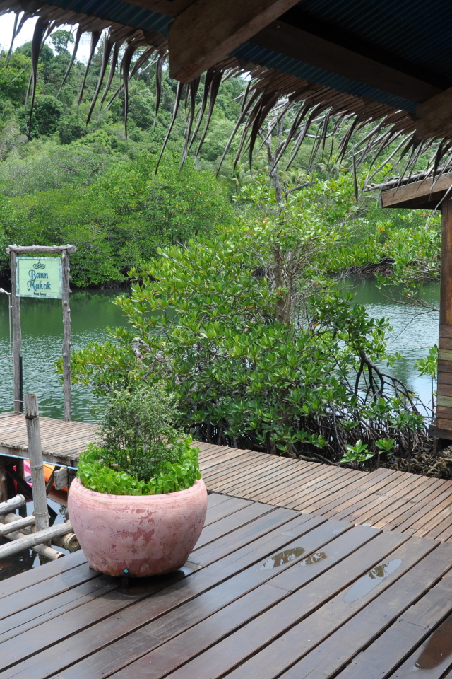 Причал для лодок на острове Ко Куд, Таиланд