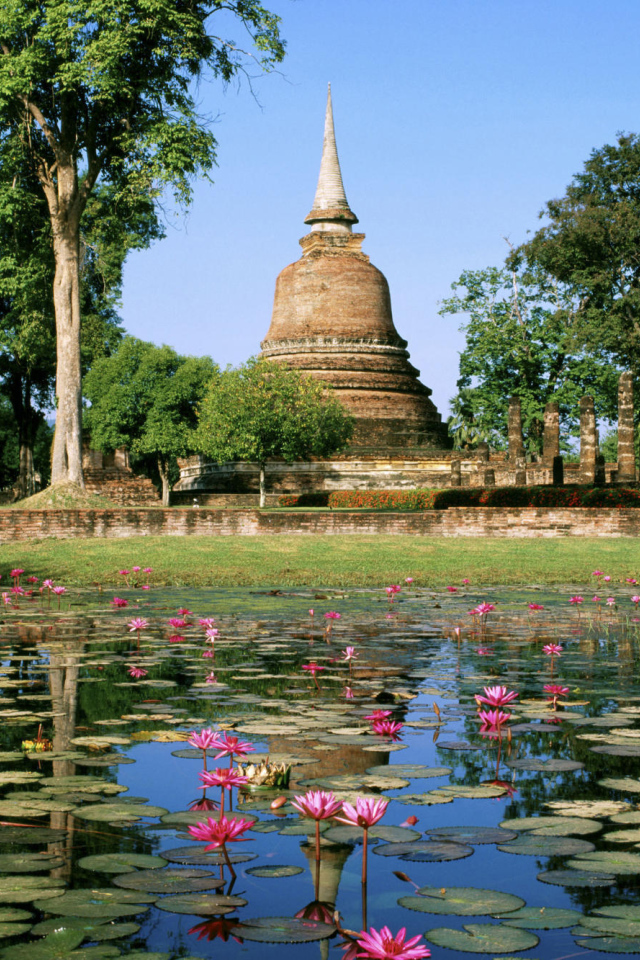 Буддийское святилище на острове Панган, Таиланд