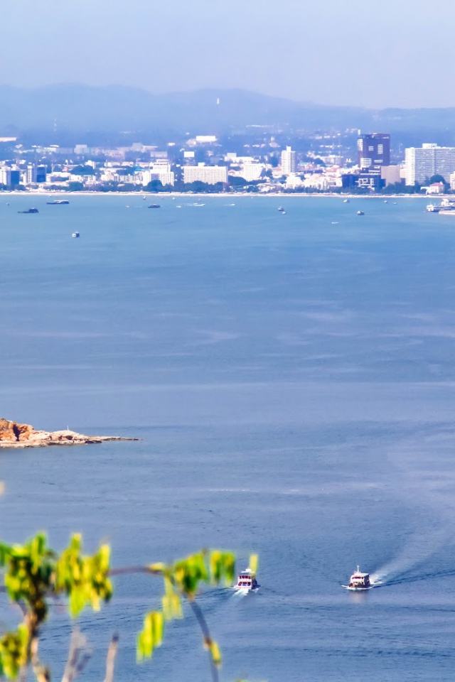 Город на курорте острова Ко Лан, Таиланд