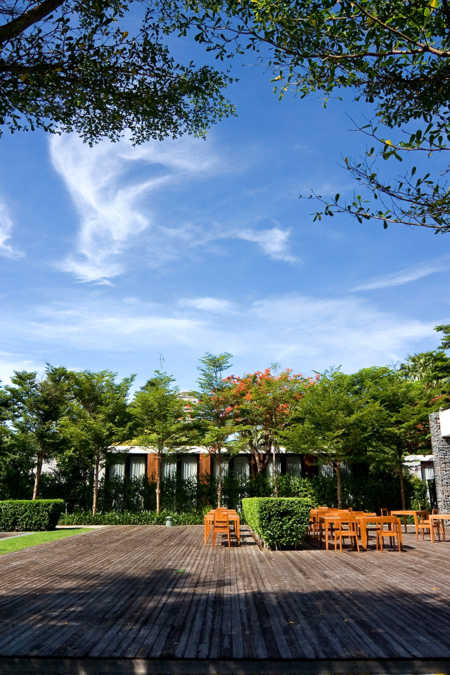 Отель на побережье на курорте Ча Ам, Таиланд