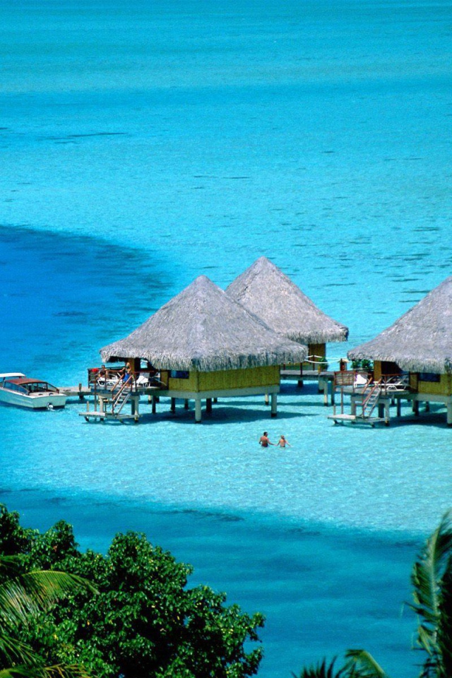 Хижины на сваях на острове Самуи, Таиланд