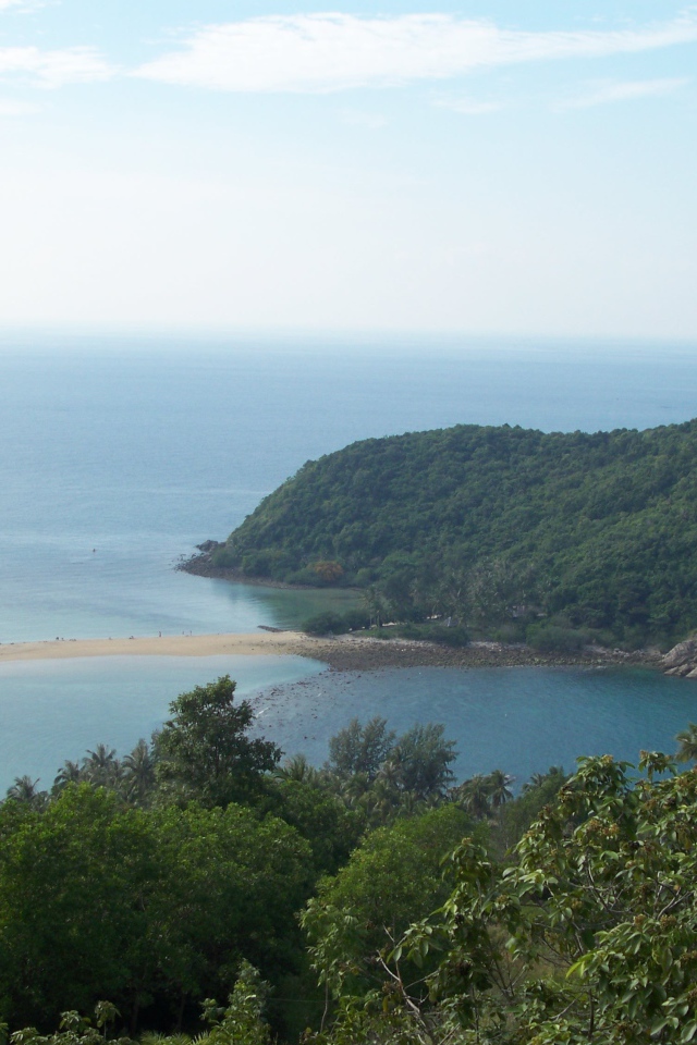 Островок у берегов острова Панган, Таиланд