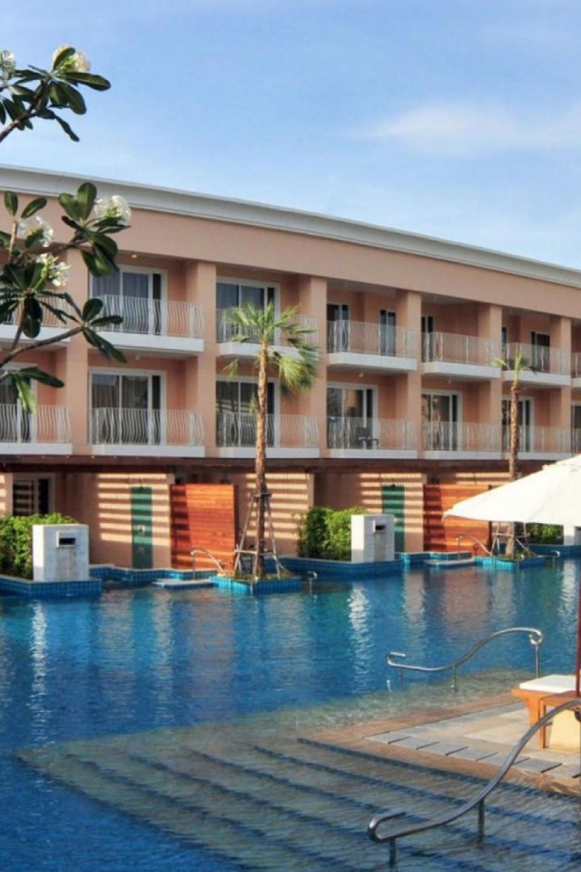 Отель Миллениум в Пхукете