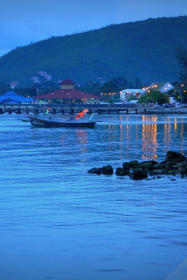 Набережная на острове Самуи, Таиланд