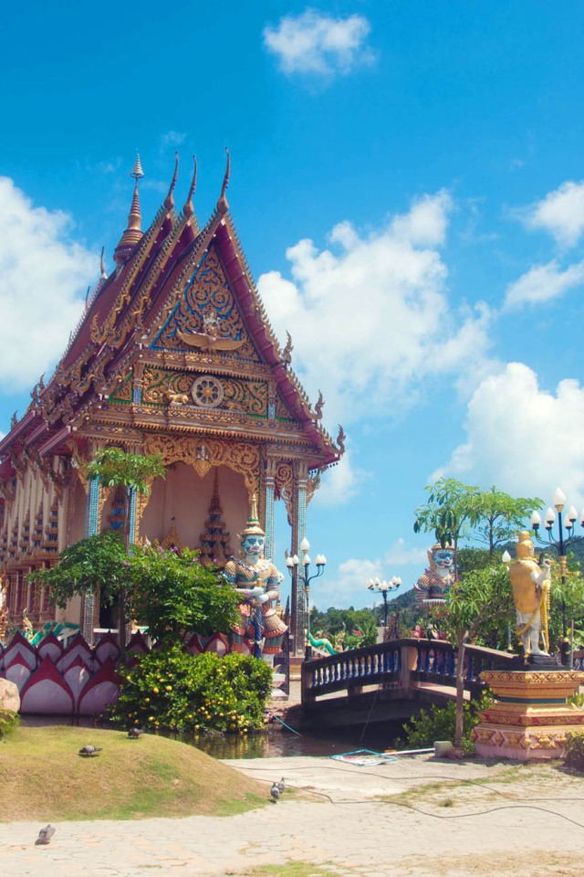 Храм на побережье на острове Самуи, Таиланд