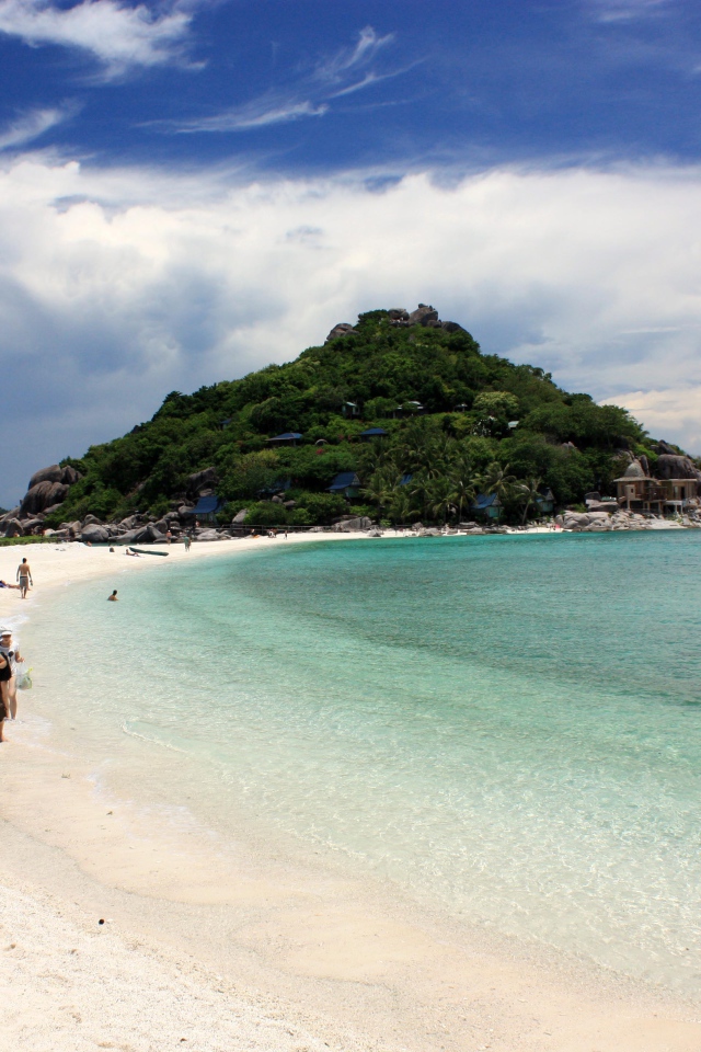 Зимний отдых на пляже на острове Ко Куд, Таиланд