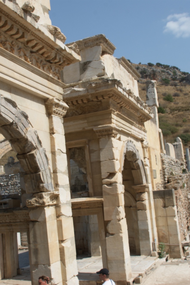 Ворота Мазеуса и Митридата в Эфесе, Турция