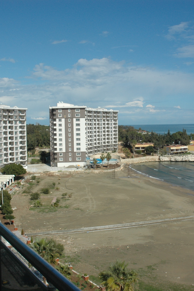 Вид с балкона отеля в Мерсине, Турция