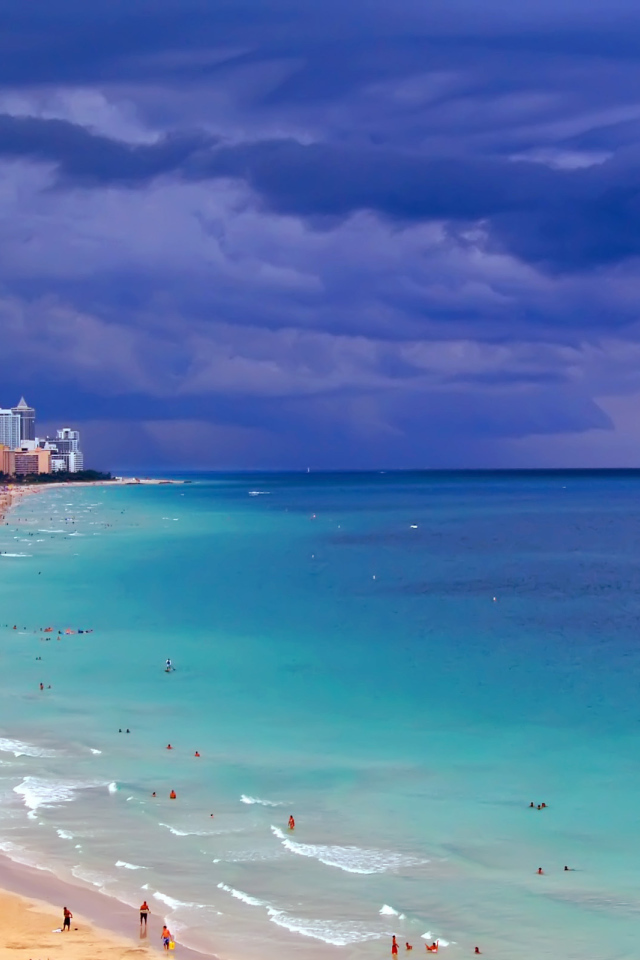 Голубое море в Майами