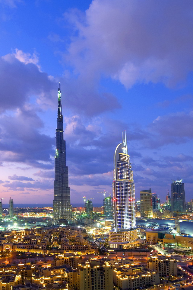 Панорама вечернего Дубаи