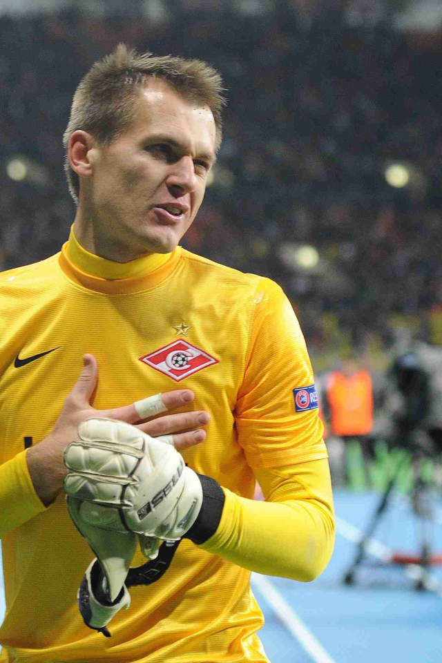 Артем Ребров вратарь Спартака на поле