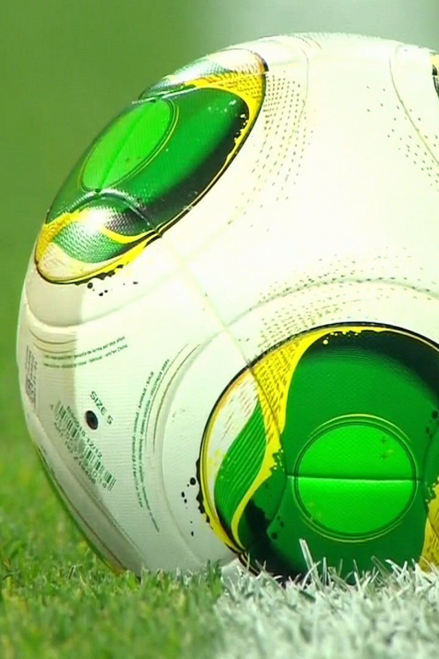 Мяч в игре Чемпионата Мира по футболу в Бразилии 2014
