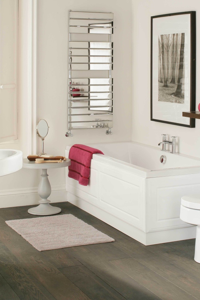 Ванная комната в белом стиле