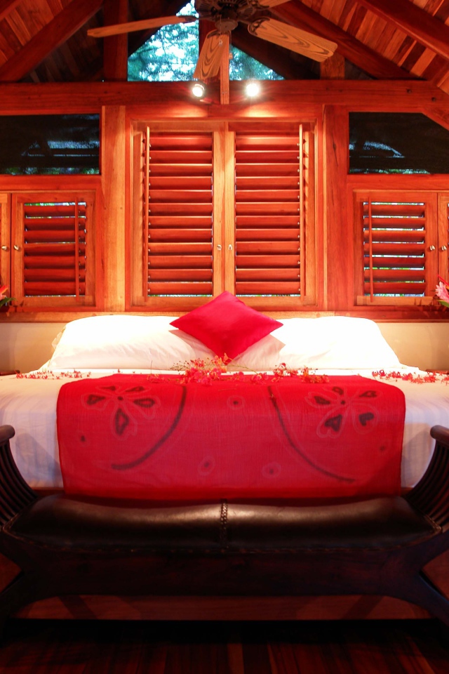 Спальня для молодоженов