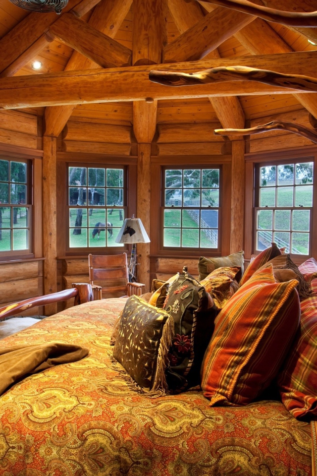 Спальня в деревянном доме