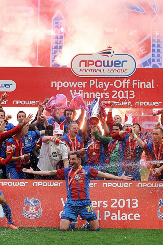 Лучший ФК Кристал Пэлас