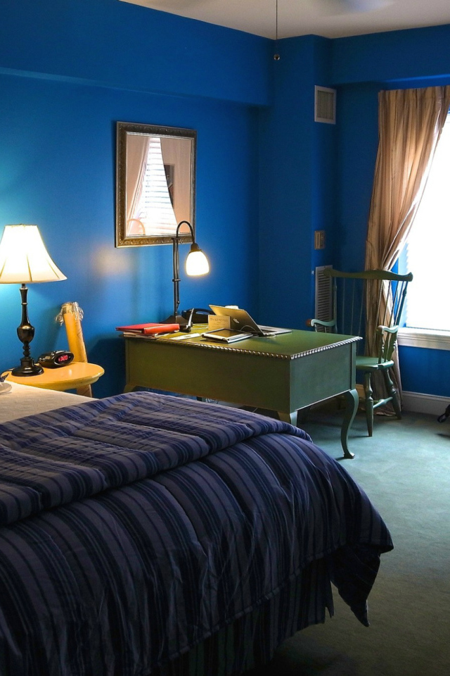 Синяя спальня