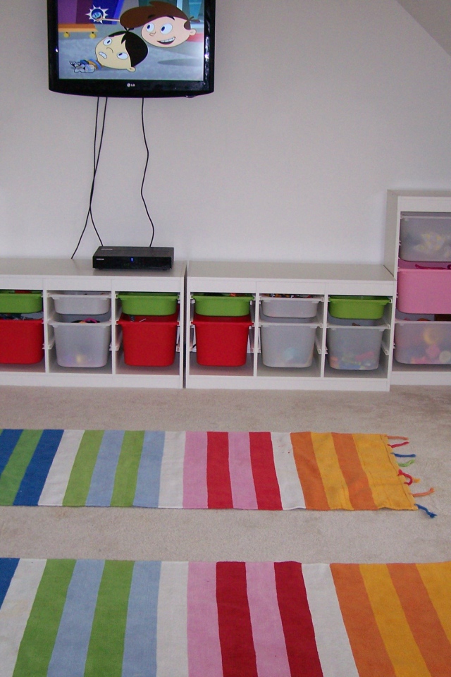 Аккуратное хранение игрушек в детской