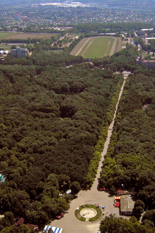 Центральный парк в Харькове