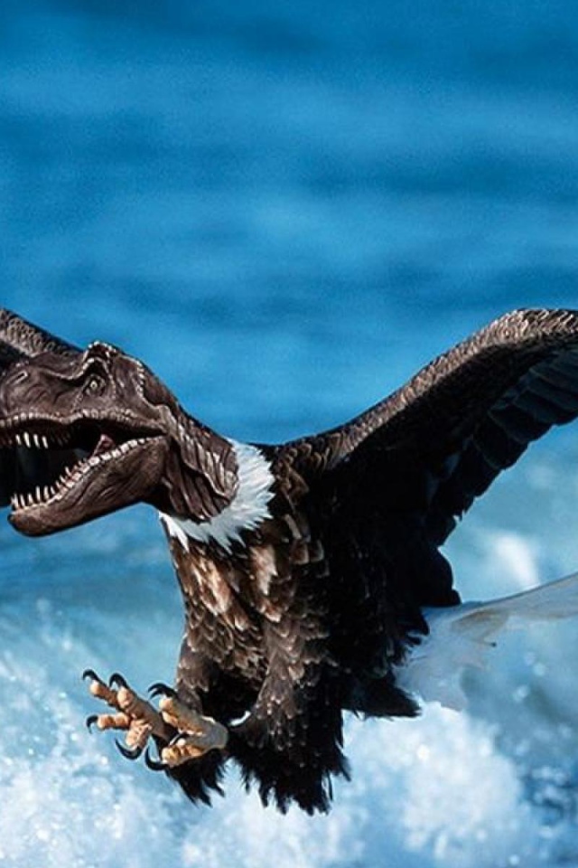 Дино орел в небе