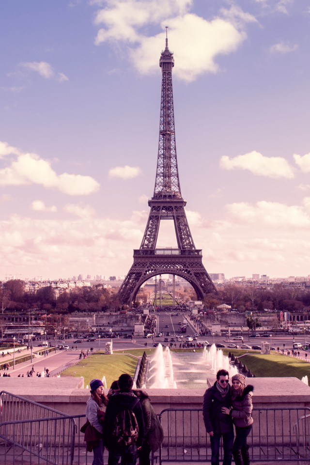Eiffel Tower in pink
