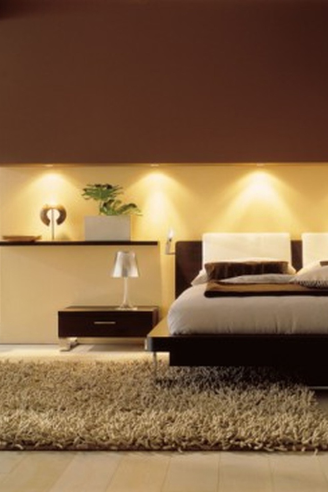 Пушистый ковер в спальне