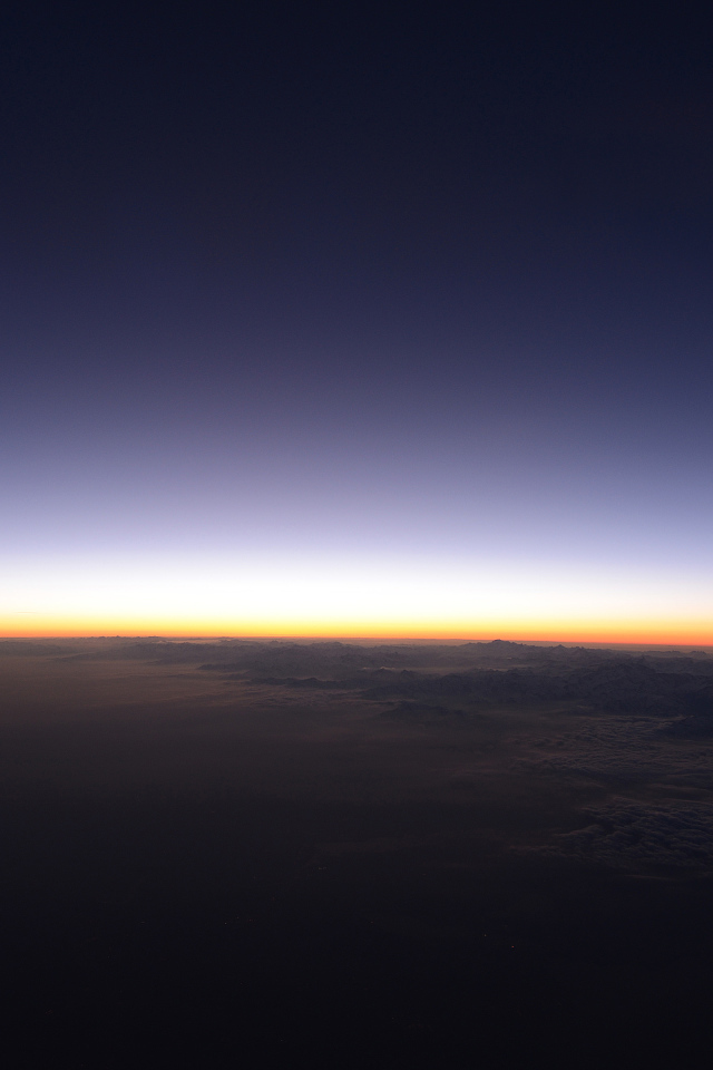 Высоко в небе