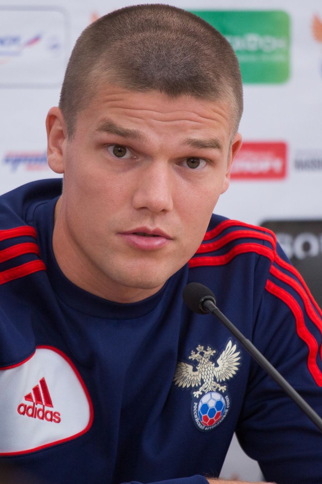 Игорь Денисов капитан сборной России