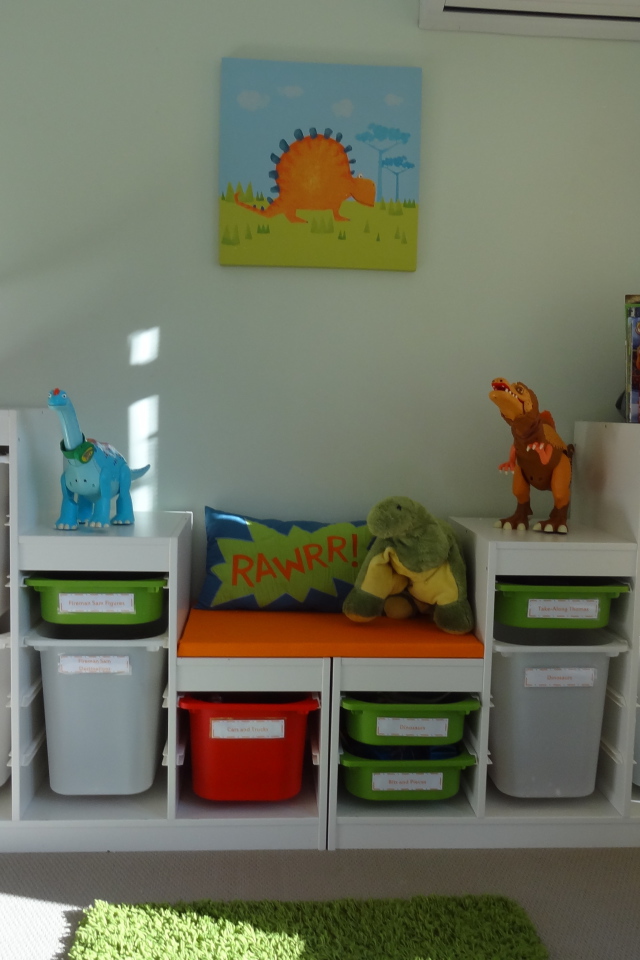 Хранение игрушек в детской комнате