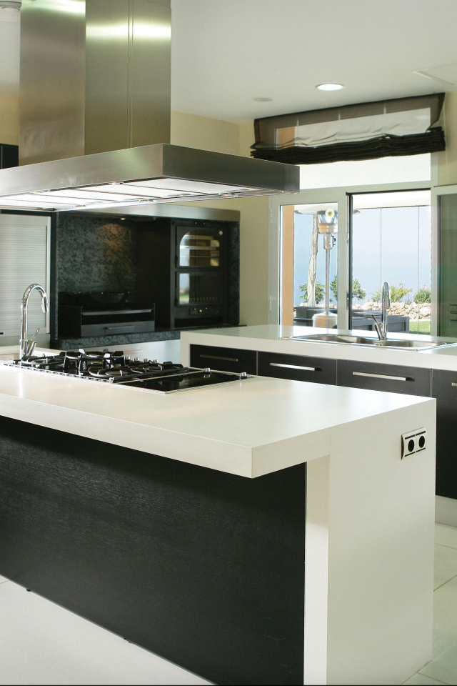 Кухня для большой семьи