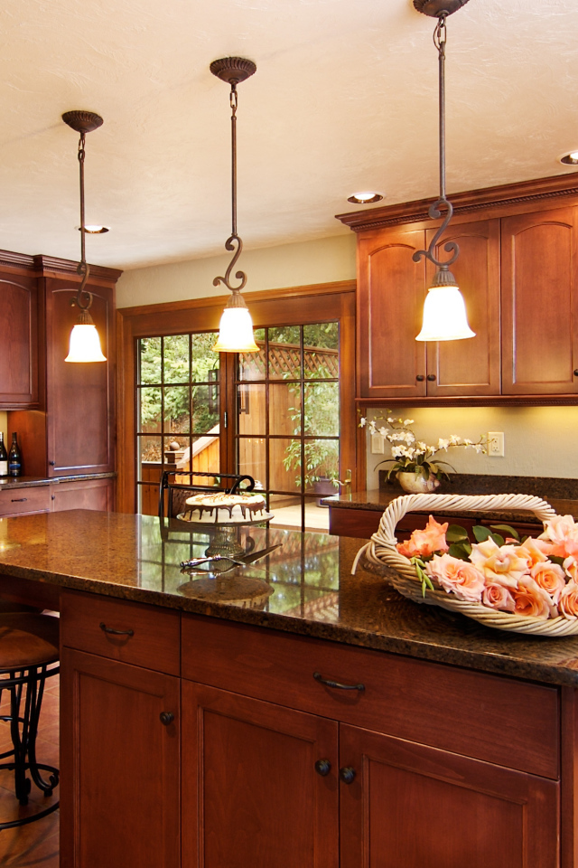 Кухня в уютном доме