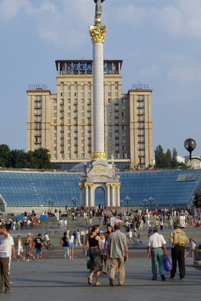 Киев в будние дни