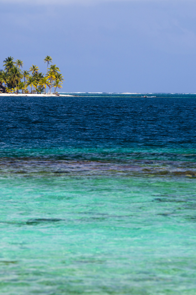 Маленький остров Панамы
