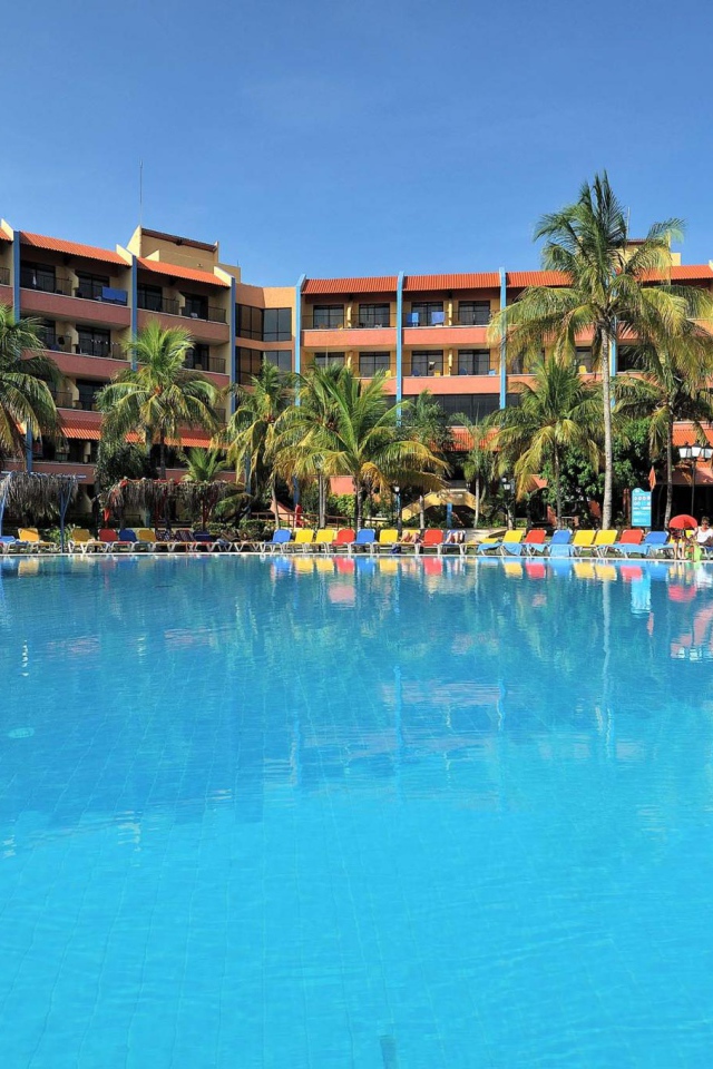 Роскошный отель на курорте Гуардалавака, Куба