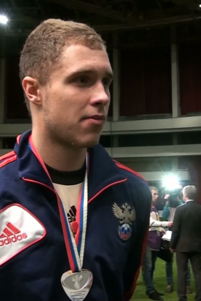 Мирослав Лобанцев вратарь Локомотива