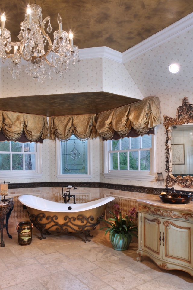 Королевская ванная комната