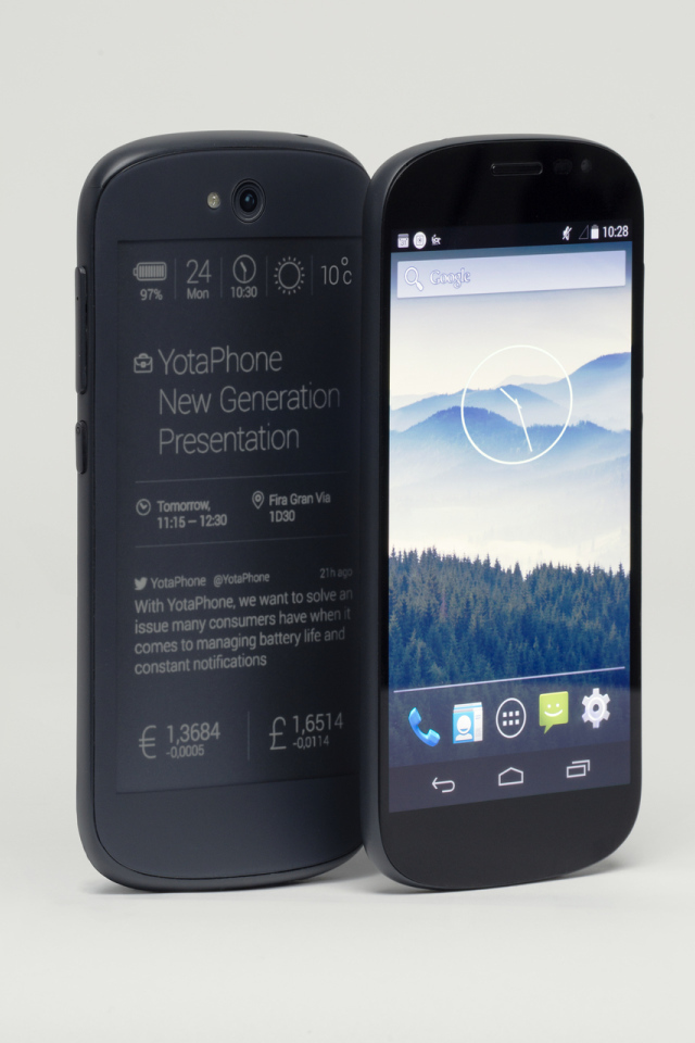 Российский смартфон YotaPhone 2