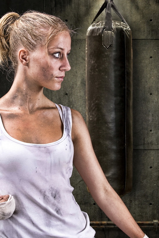 Спортивный девочка муай Тай