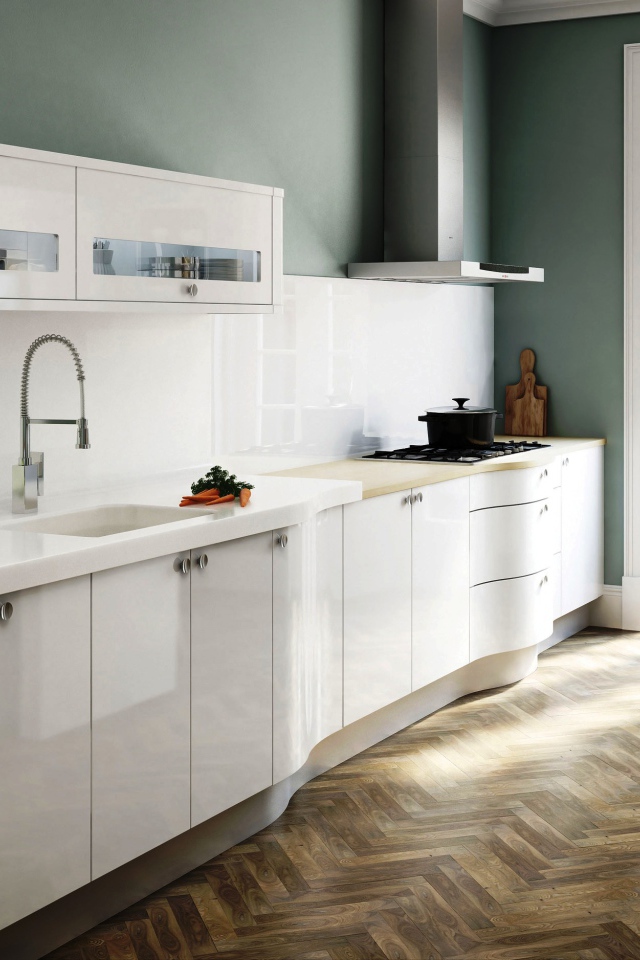 Строгий дизайн кухни