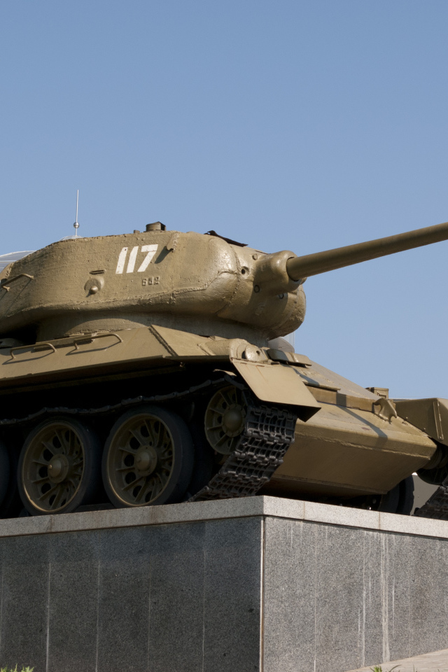 Танковые памятники Днепропетровск