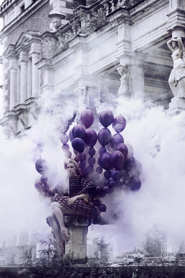 Фотография женщина с воздушными шарами