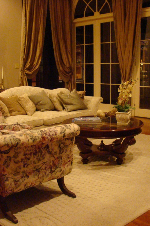 Уютная гостиная Хилтон