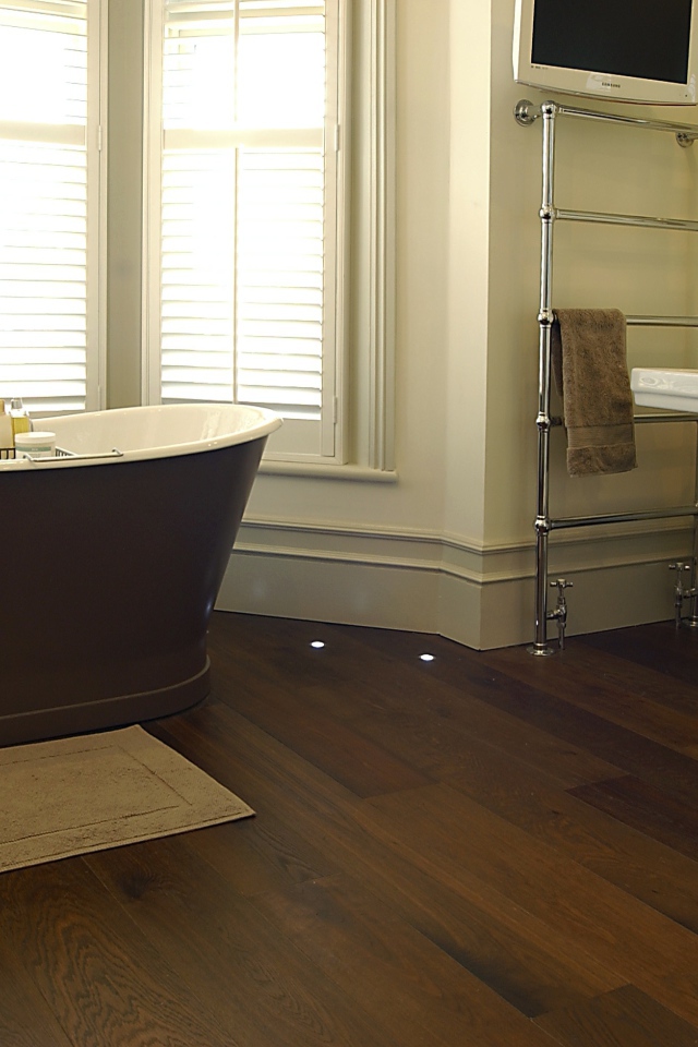 Напольная ванная