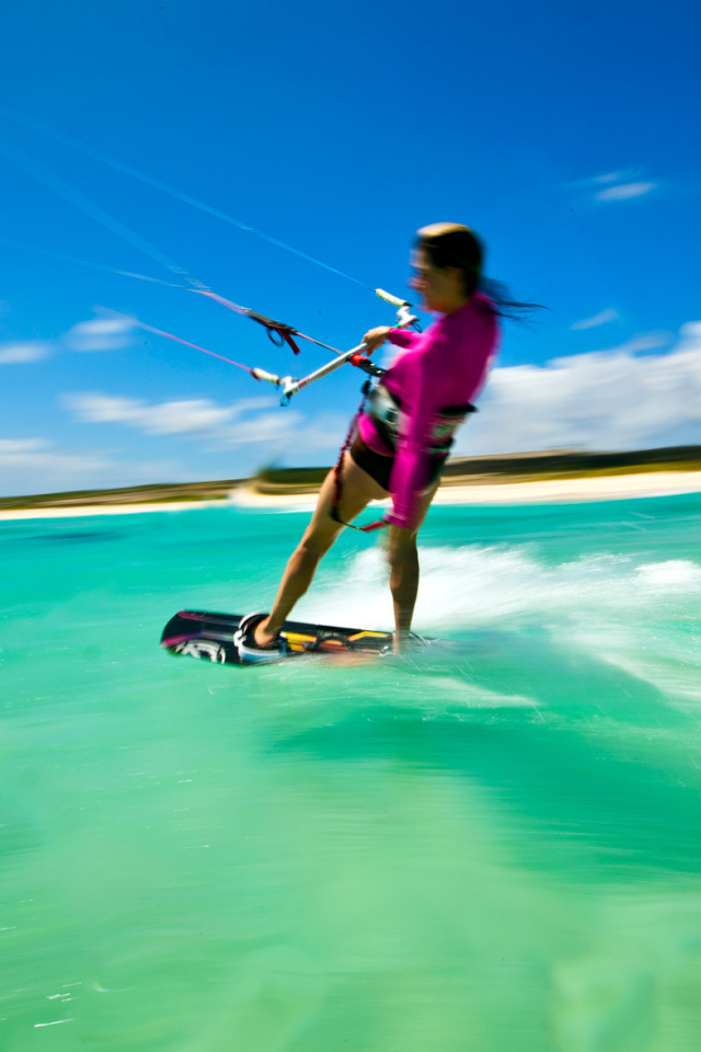 Девушка серфинг