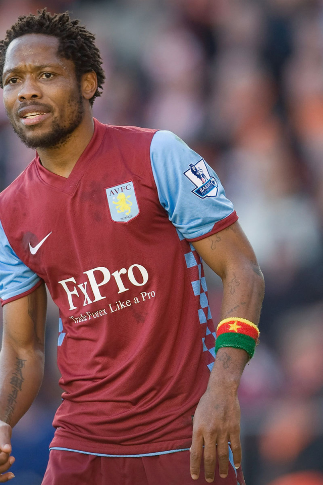 Популярный клуб Астон Вилла